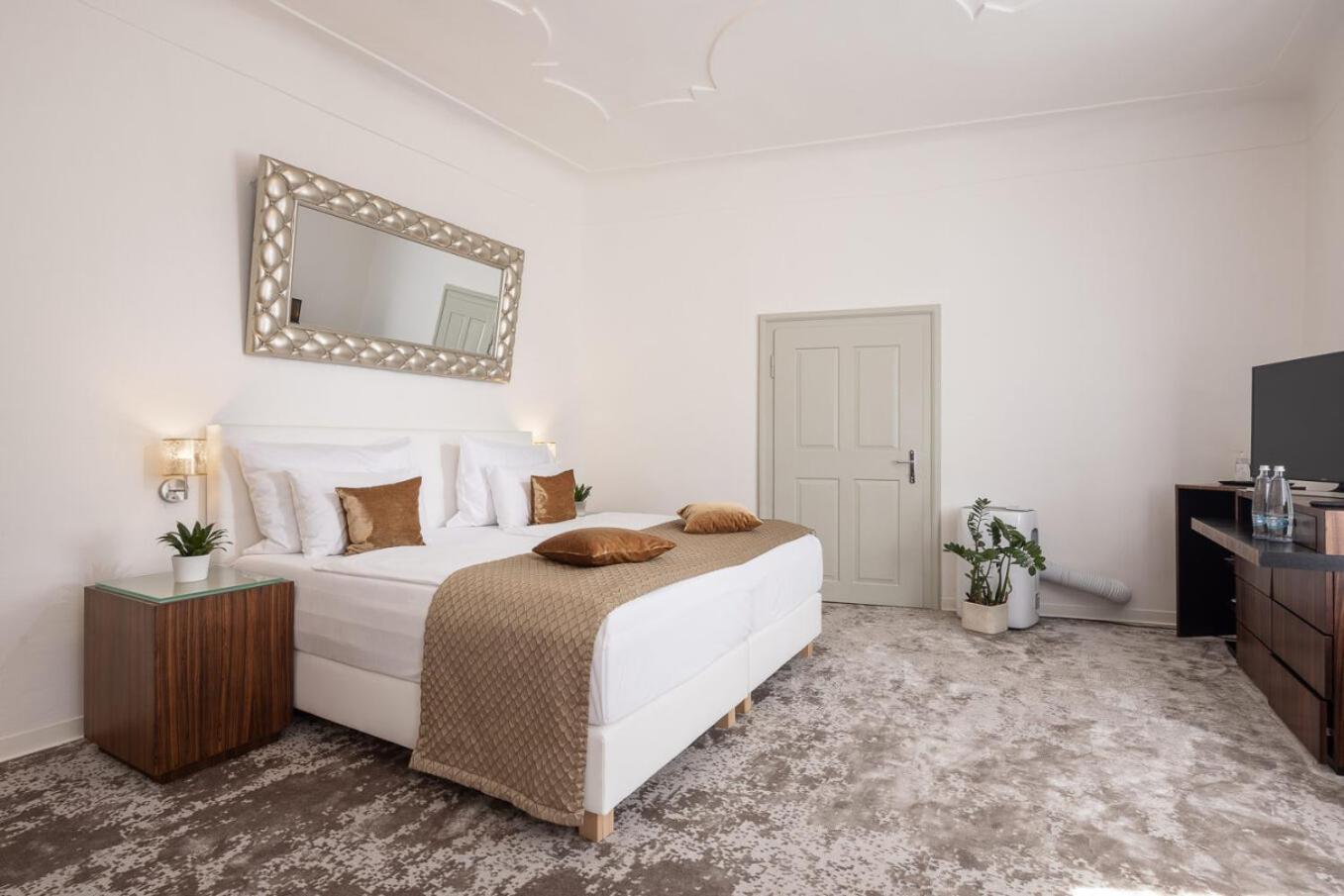 Bellevue Hotel Чешки Крумлов Екстериор снимка