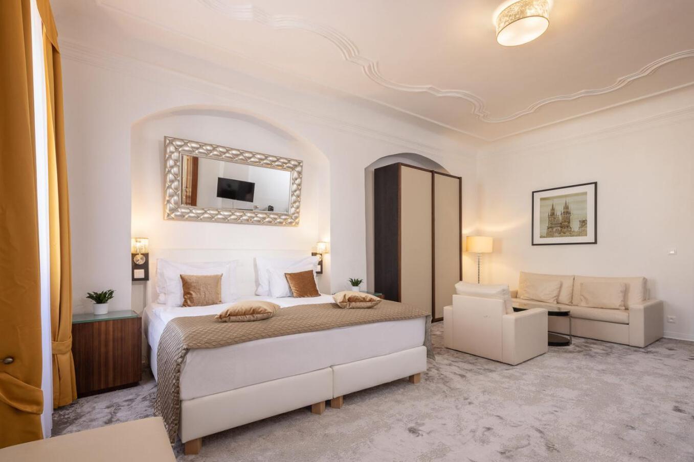 Bellevue Hotel Чешки Крумлов Екстериор снимка